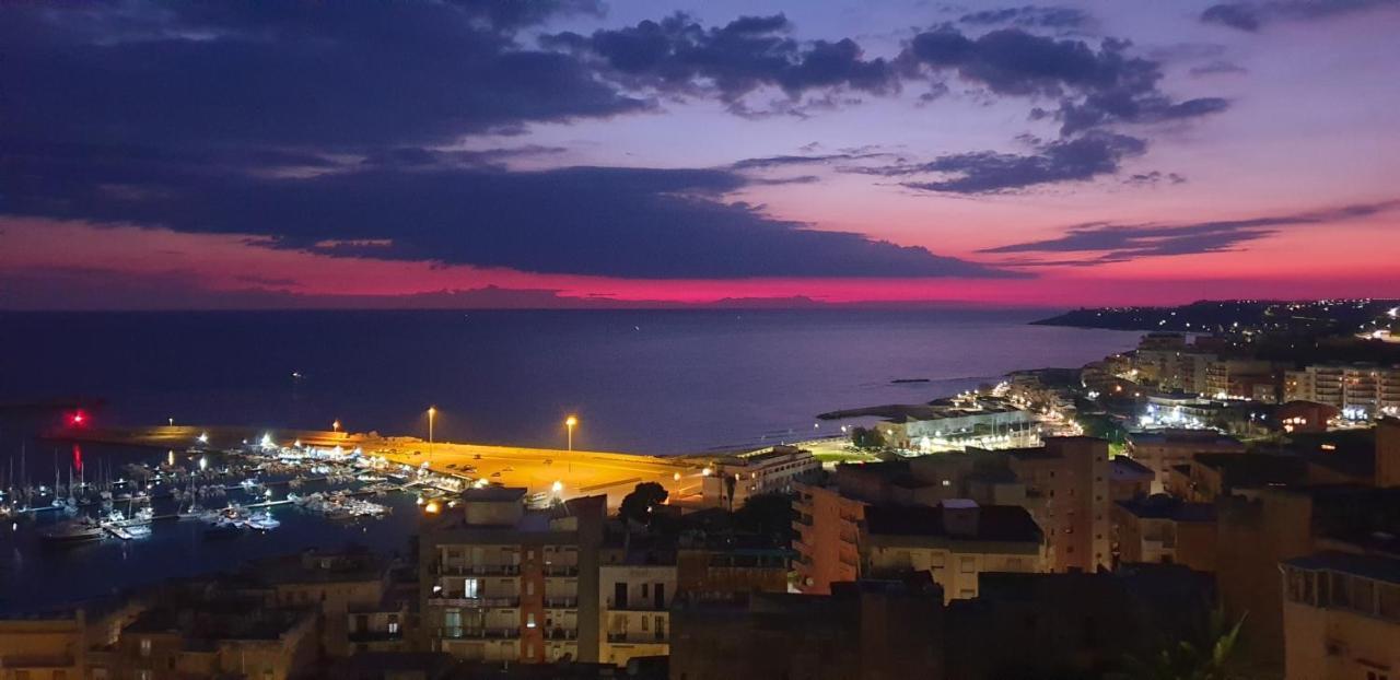 Domus Aurea Bed & Breakfast Sciacca Luaran gambar